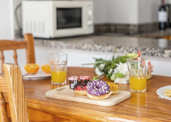 Infinity Pool Views 2 *