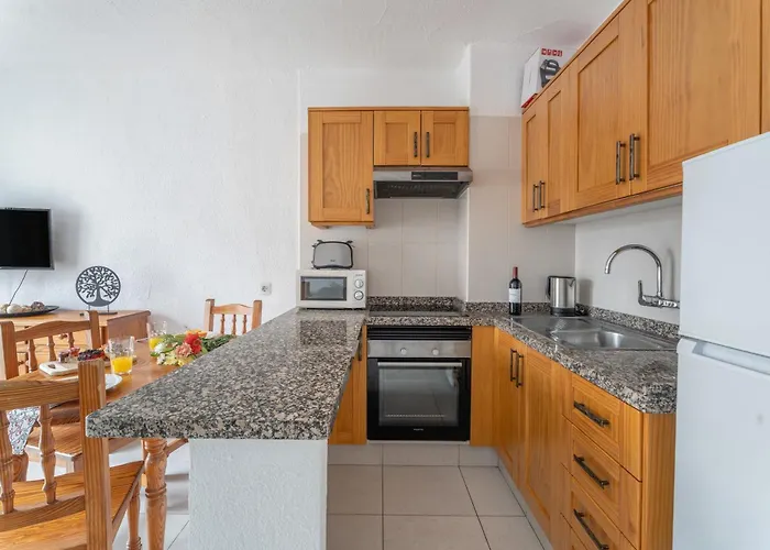 Infinity Pool Views 2 Floritas *